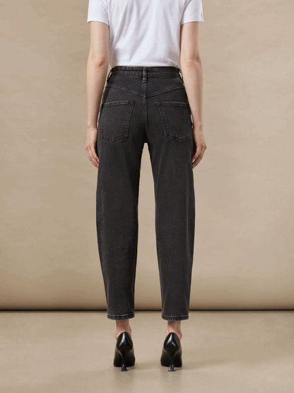 The Linda Balloon Jean in Washed Black